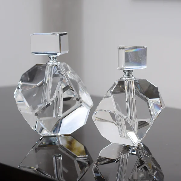 European Luxury Clear Crystal Perfume Bottle - Image 5